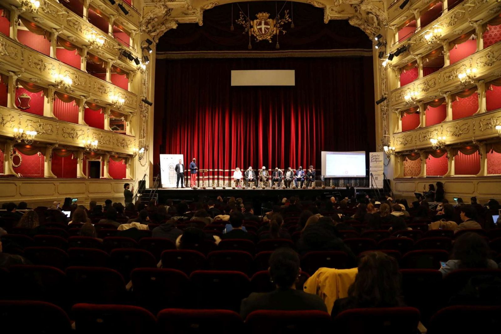 Séance finale au Teatro Sociale de Côme